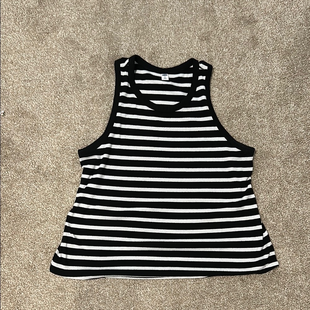 Old Navy Black and White Sleeveless Tank